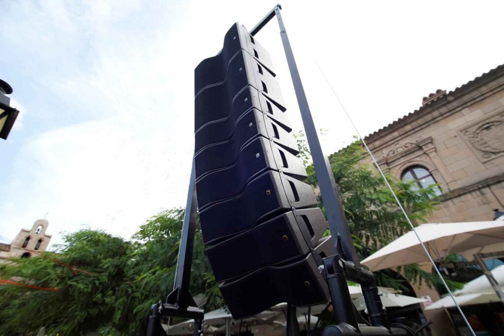 Line array L’Acoustics